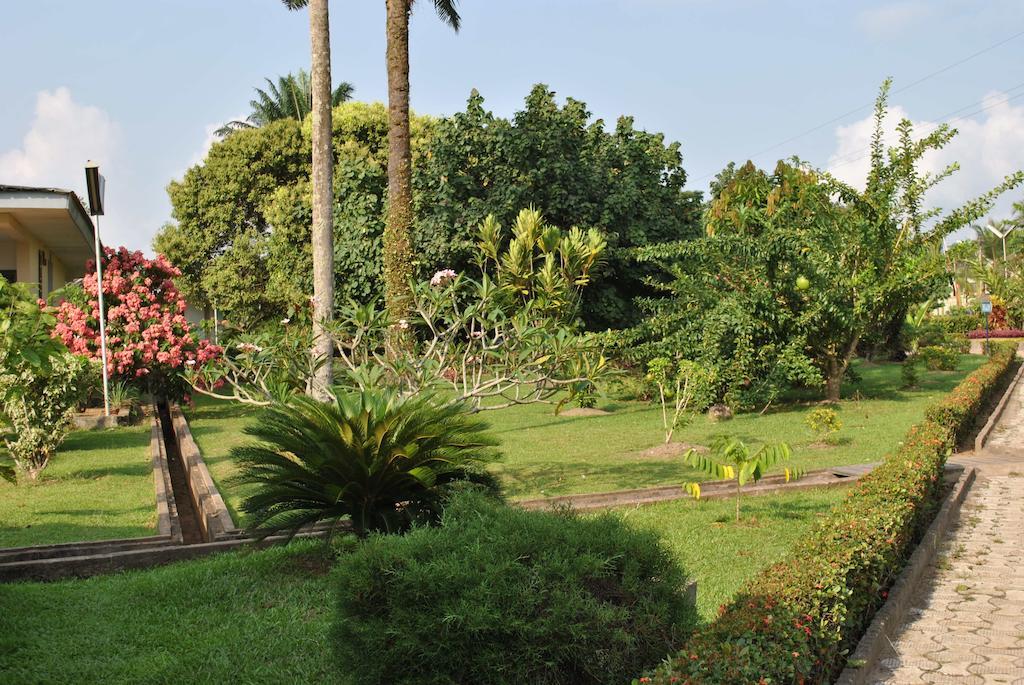 Hotel Framotel Kribi Exteriör bild