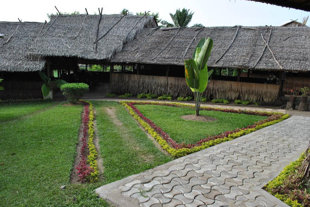 Hotel Framotel Kribi Exteriör bild
