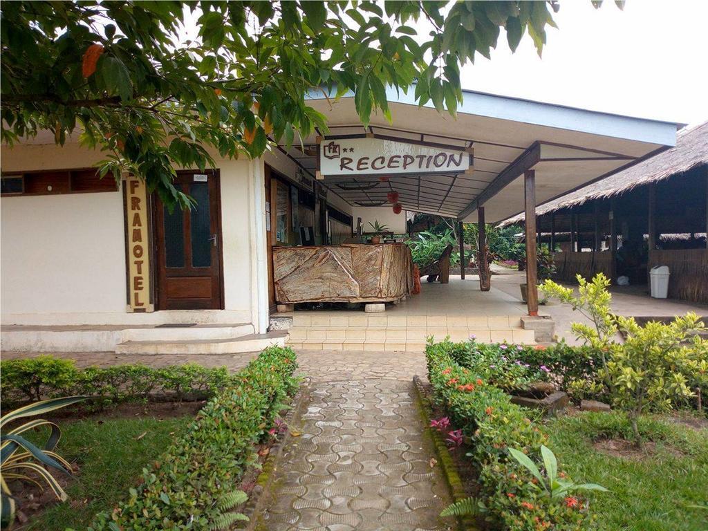 Hotel Framotel Kribi Exteriör bild