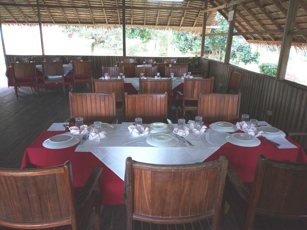 Hotel Framotel Kribi Exteriör bild